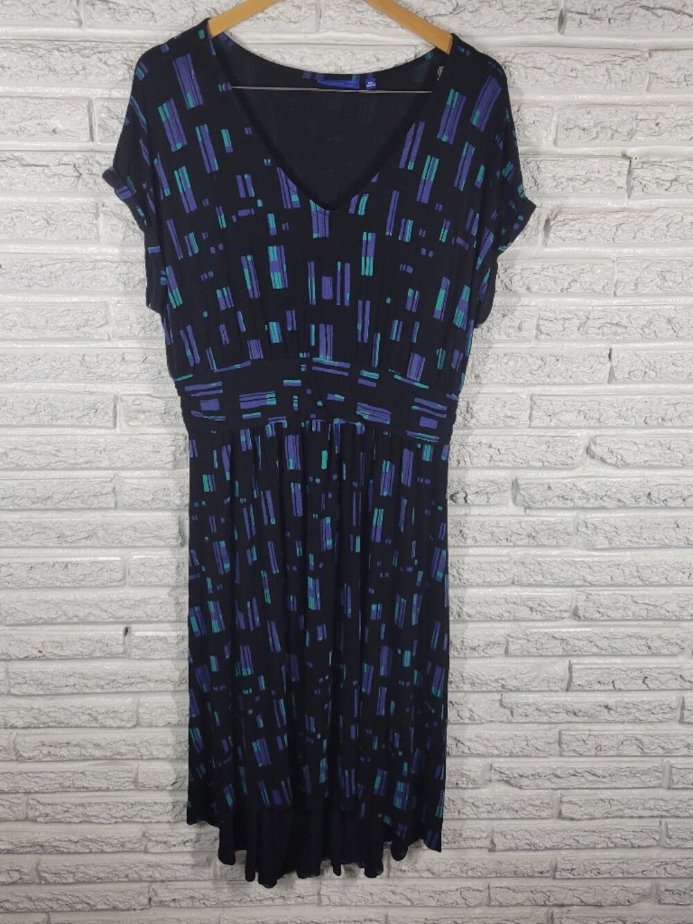 Apt 9 Dress PXL Petite XL Fit Flare Black Blue Geometric V-Neck High Low GEO56E